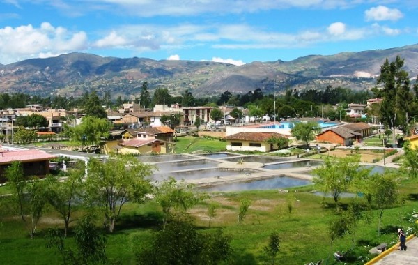 The Royal Treatment in Los Baños del Inca