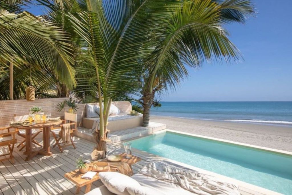 Peru Turns Tropical in Máncora